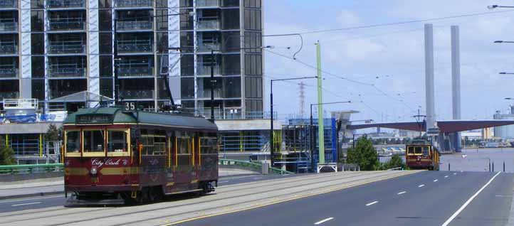 Yarra Trams W class Melbourne City Circle 981